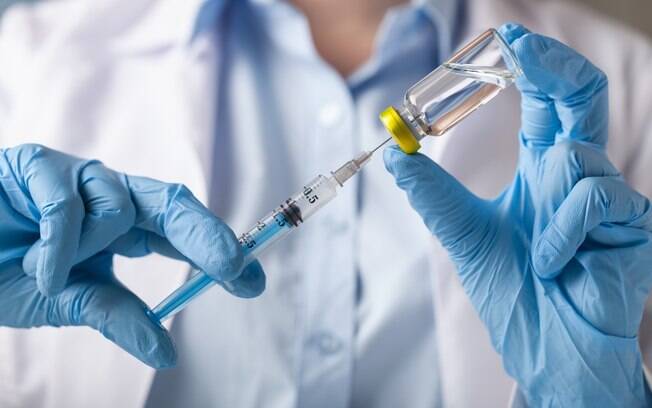 Vacina da Pfizer teve efeitos considerados leves e moderados