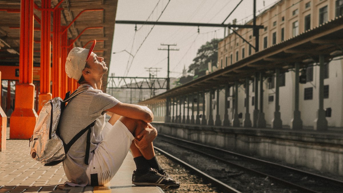 Passageiros de trem anseiam por projeto moderno com menor  custo e tempo de viagem