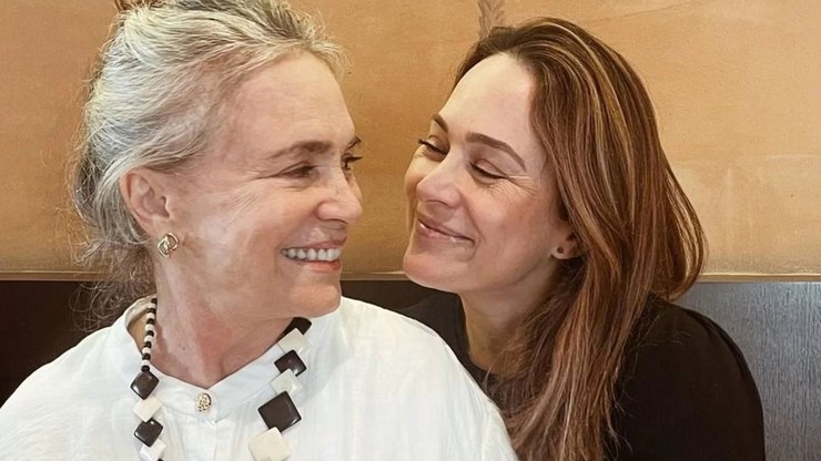 Gabi%20Duarte%20diz%20que%20atuar%20com%20Regina%20Duarte%20%C3%A9%20%22mais%20dif%C3%ADcil%22