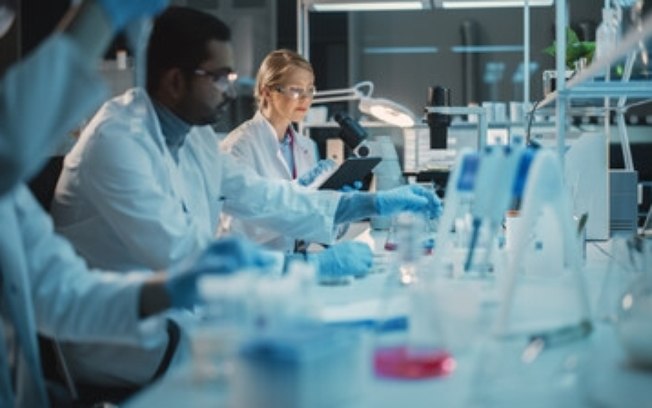 Cryopraxis anuncia novos avanços com células-tronco de sangue de cordão para distúrbios neurológicos e prepara estudo clínico pioneiro Cryopraxis anuncia novos avanços com células-tronco de sangue de cordão para distúrbios neurológicos e prepara estudo clínico pioneiro