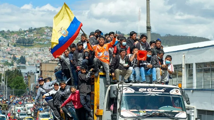Manifestações convocadas por sindicalistas e organizações indígenas ocorrem há semanas no Equador