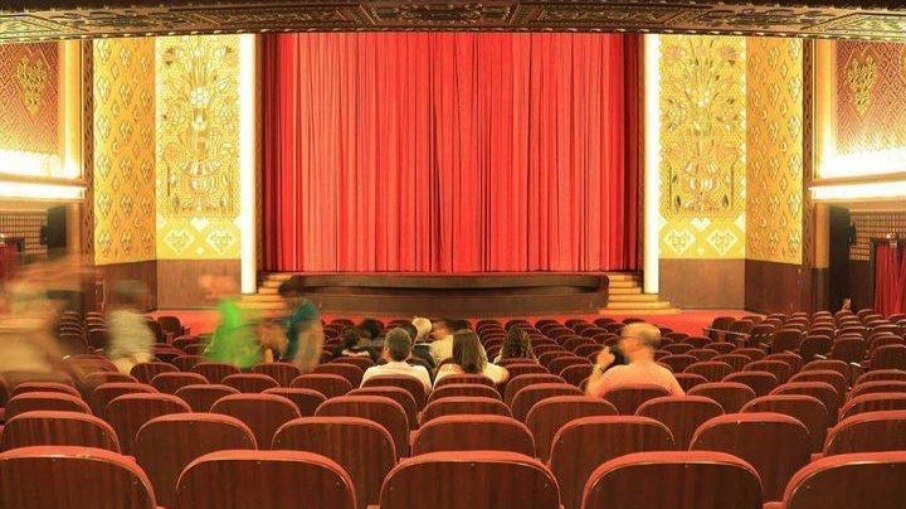 Parte interna do cinema Parte interna do cinema