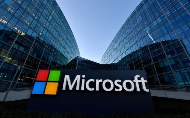 Substituídos por IA? Microsoft demite 9 mil funcionários