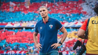 Juan%20Pablo%20Vojvoda%20%C3%A9%20demitido%20do%20Fortaleza