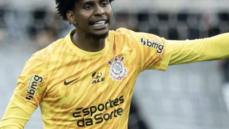 Corinthians se pronuncia sobre caso de racismo contra Hugo Souza