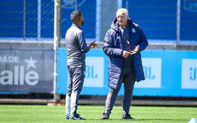 Felipão comandará o Grêmio de forma interina nesta quarta-feira