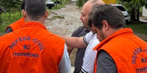 Chuva de uma hora gera transtorno em Itaperuna e governo cria força-tarefa