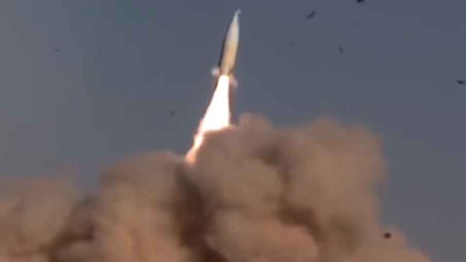 Lançamento de míssil Atacms