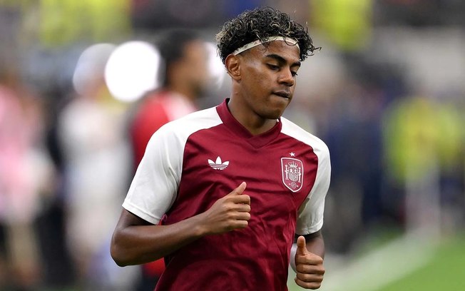 Lamine Yamal é destaque do Barcelona