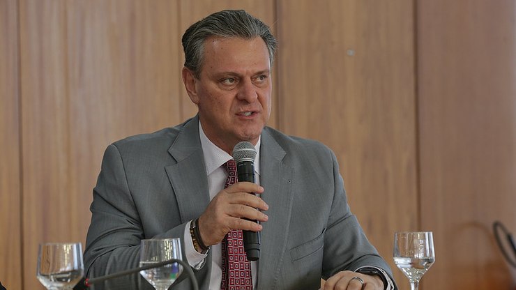 Ministro admite colapso do crédito para agricultores do RS