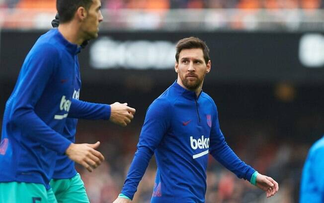 Lionel Messi durante aquecimento do Barcelona