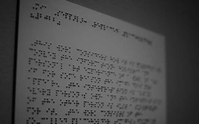Robô lê Braille duas vezes mais rápido que humanos