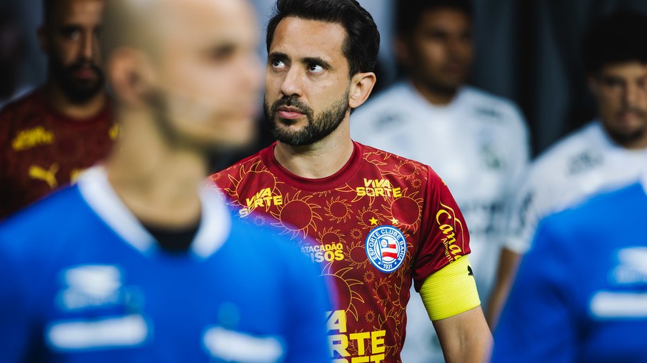 Éverton Ribeiro reencontra o Flamengo neste domingo Éverton Ribeiro reencontra o Flamengo neste domingo