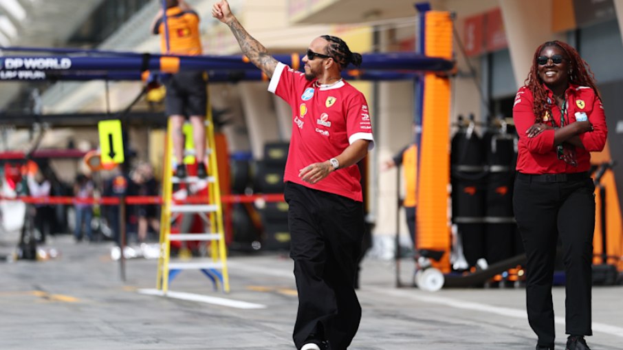 Hamilton terminou em 6º no período da manhã Hamilton terminou em 6º no período da manhã