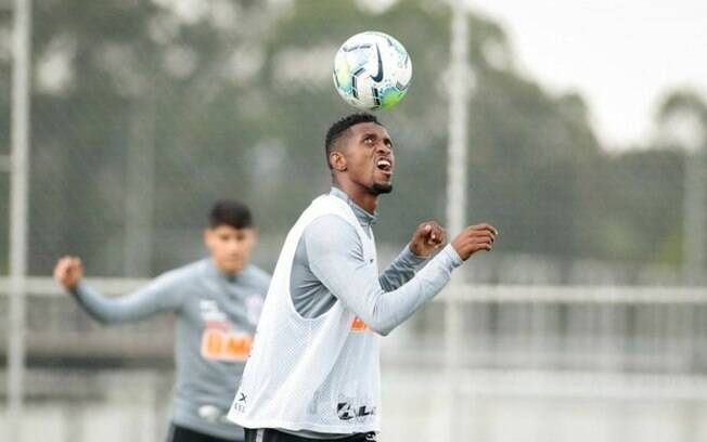 Clube turco faz proposta ao Corinthians por Jonathan Cafú, mas interesse não é visto com otimismo