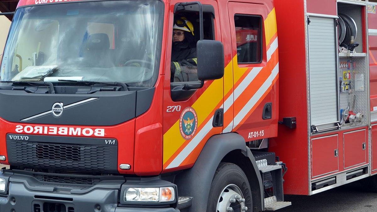 Caminhão do CBMRR Caminhão do CBMRR