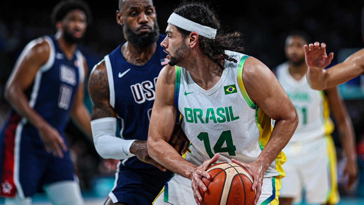 Brasil perde para os Estados Unidos por 122 a 87 nas quartas de final do basquete em Paris