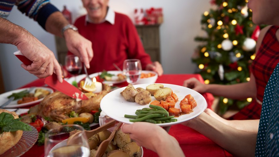 Nutricionista ensina receitas saudáveis para as ceias de Natal e Ano Novo