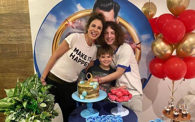 Luciana Gimenez e filhos