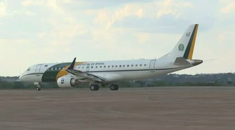 Avião da FAB para resgate de brasileiros em Gaza decola para o Egito