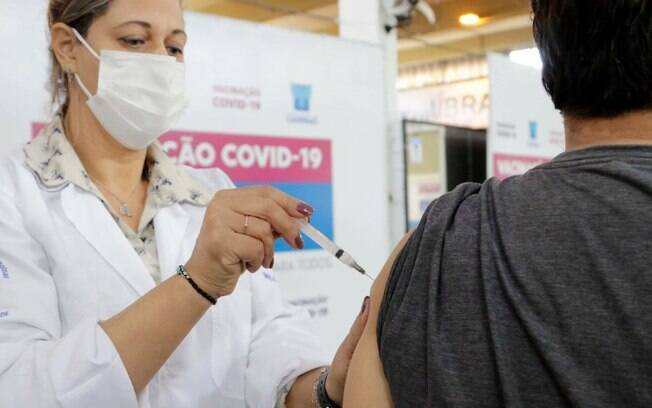 Campinas ultrapassa marca de 400 mil doses de vacinas aplicadas