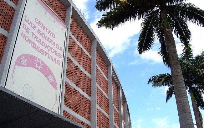 Centro Luiz Gonzaga de Tradições Nordestinas, também conhecida como Feira de São Cristóvão Centro Luiz Gonzaga de Tradições Nordestinas, também conhecida como Feira de São Cristóvão