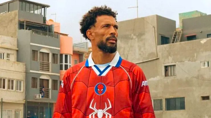 Como Vozinha virou o novo herói da campanha de Homem-Aranha