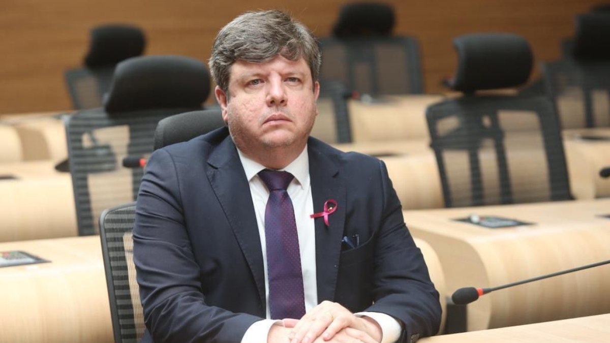 Justiça Federal em Pernambuco suspendeu o edital a partir de uma ação popular do vereador do Recife e médico Tadeu Calheiros (MDB)