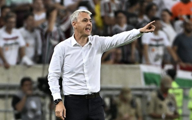 Sporting Cristal anuncia saída de Tiago Nunes, perto do Botafogo