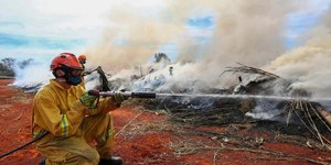 Defesa Civil decreta emergência para incêndios em SP no feriado