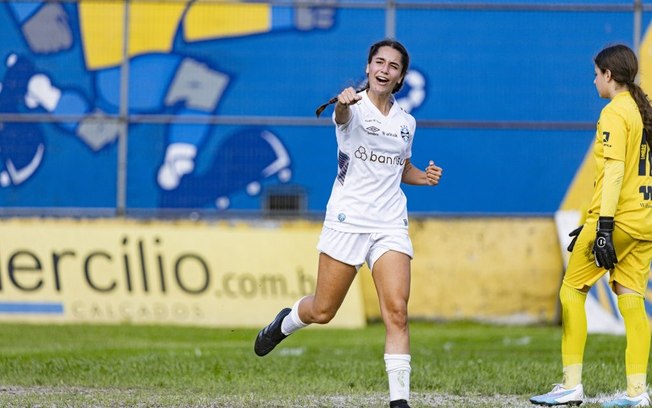 Grêmio goleia Pelotas e abre vantagem na semifinal do Gaúchão Feminino Sub-15