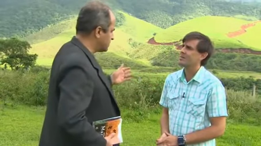 O escritor Rodrigo Nunes em entrevista ao programa O escritor Rodrigo Nunes em entrevista ao programa