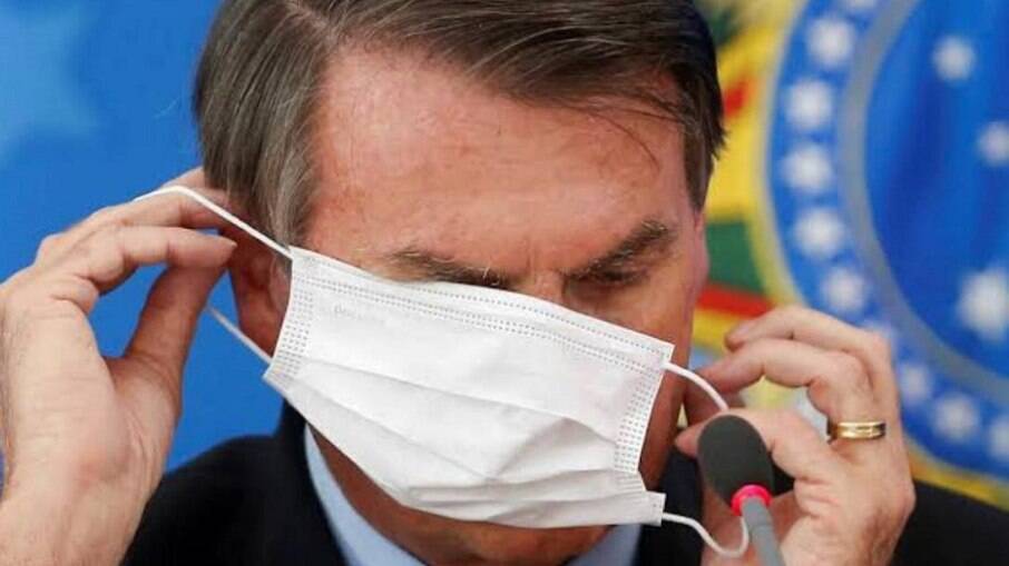 Bolsonaro máscara