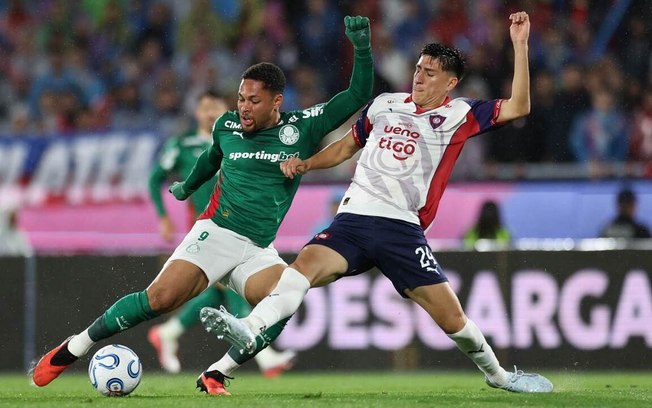Gustavo Gomez volta ao Paraguai e é decisivo com a camisa do Palmeiras