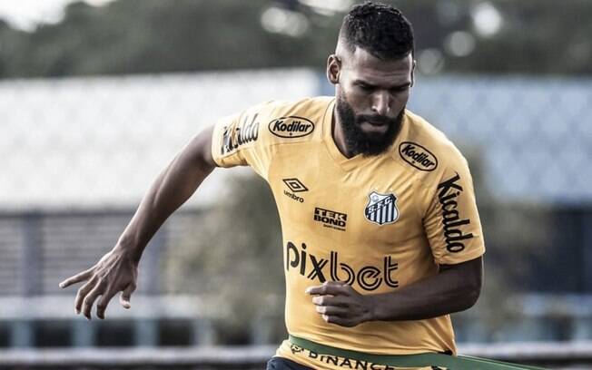 Dracena critica torcida do Santos por perseguição a Maranhão e faz apelo pelo jogador