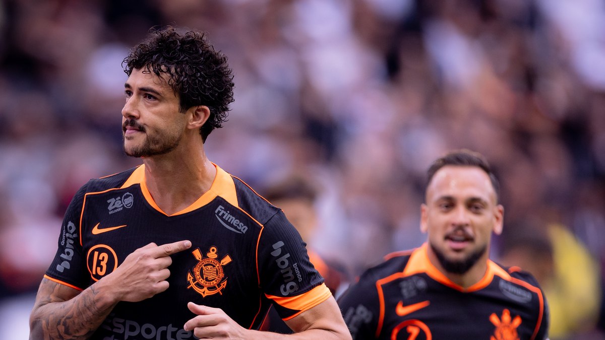 Gustavo Henrique celebra gol pelo Corinthians contra o Grêmio Gustavo Henrique celebra gol pelo Corinthians contra o Grêmio