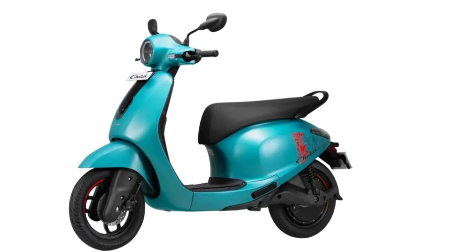 Bajaj estreia nova scooter e pretende entrar no mercado de ciclomotores elétricos brasileiros