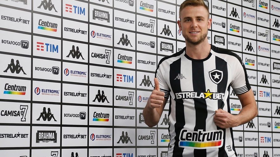 Klaus chegou ao Botafogo no início de 2022