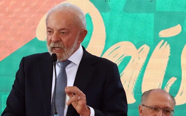 Lula discursa em evento no Itamaraty