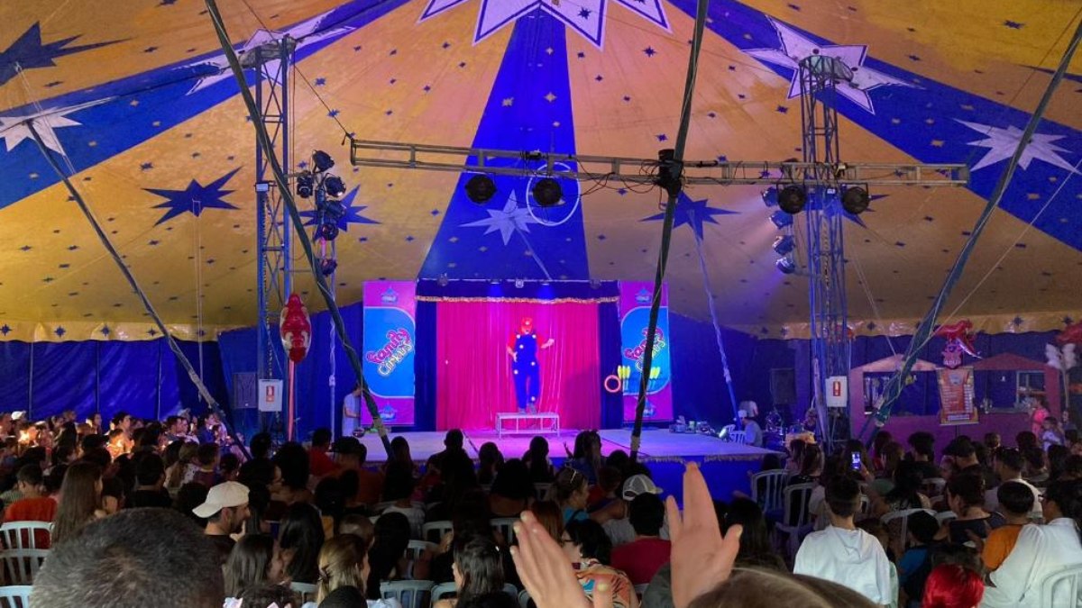 'Family Cirkus' estará presente todos os dias na Festa da Uva e Expo Caqui 'Family Cirkus' estará presente todos os dias na Festa da Uva e Expo Caqui