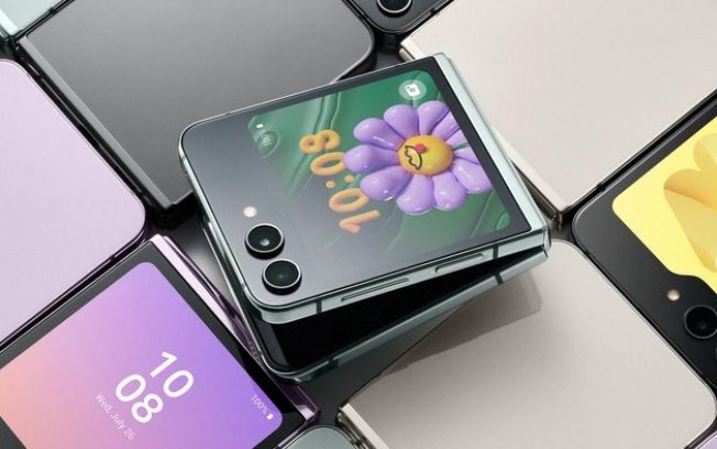 Galaxy Z Flip 6 aparece em imagens que sugerem bateria maior
