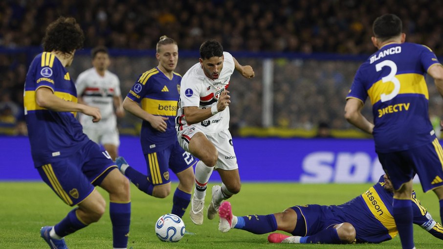São Paulo: fora da volta, Calleri fala sobre vaias na Bombonera São Paulo: fora da volta, Calleri fala sobre vaias na Bombonera
