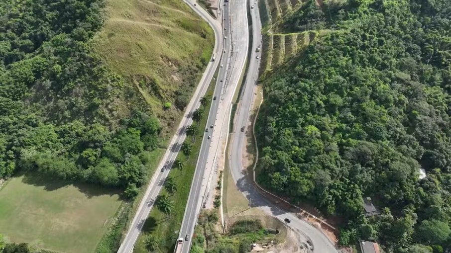Nova pista de subida da Serra das Araras