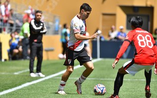 River vence estreia e mantém sul-americanos invictos no Mundial