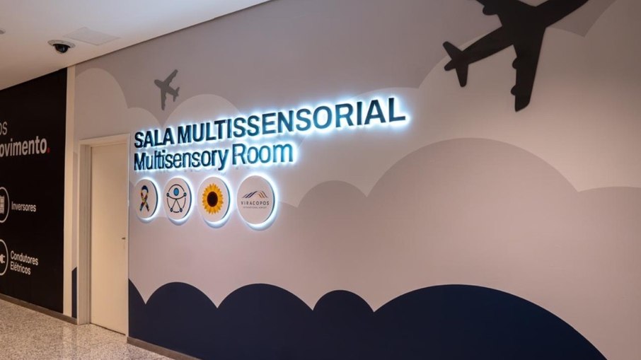 O ambiente fica no terminal de embarque nacional, após o raio-x, e funciona das 7h às 23h O ambiente fica no terminal de embarque nacional, após o raio-x, e funciona das 7h às 23h