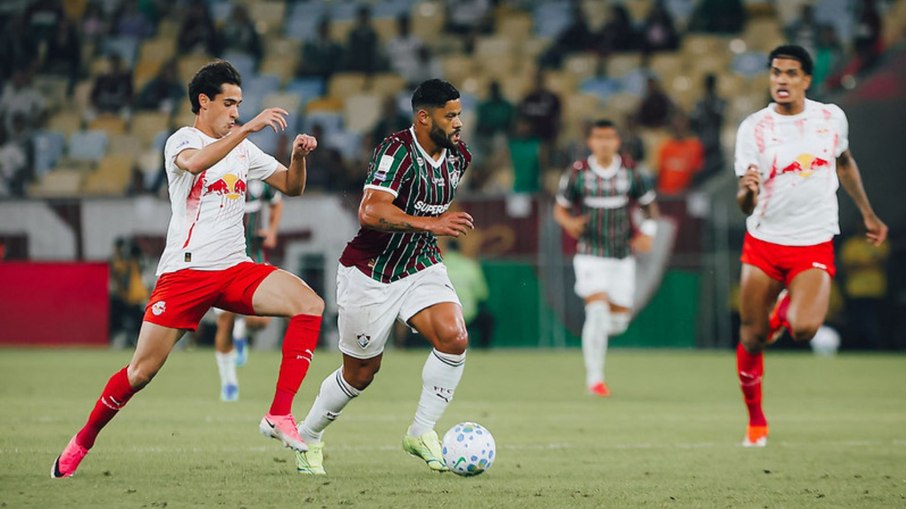 Com confusão no fim, Fluminense empata com Bragantino no Maracanã Com confusão no fim, Fluminense empata com Bragantino no Maracanã