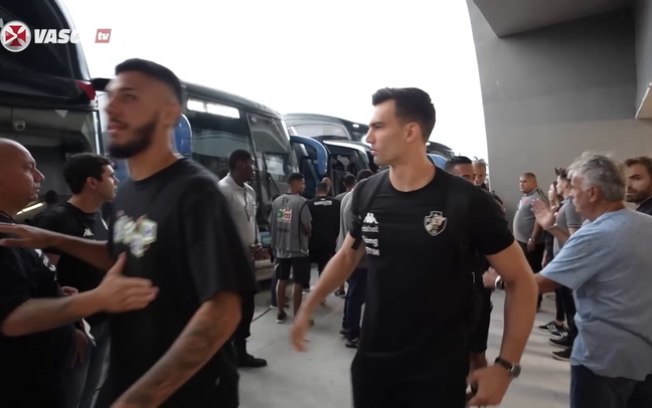 Bastidores da vitória do Vasco sobre o Flamengo no Carioca