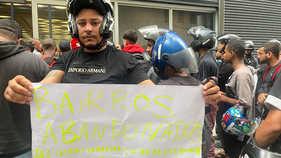 Vinicius, motoboy de 26 anos Vinicius, motoboy de 26 anos