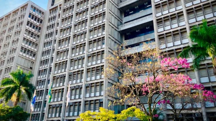 Uerj abre inscrições para seleção via notas do Enem