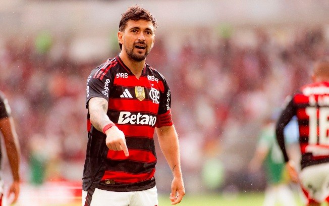 Arrascaeta comemora o primeiro gol sobre o Palmeiras Arrascaeta comemora o primeiro gol sobre o Palmeiras